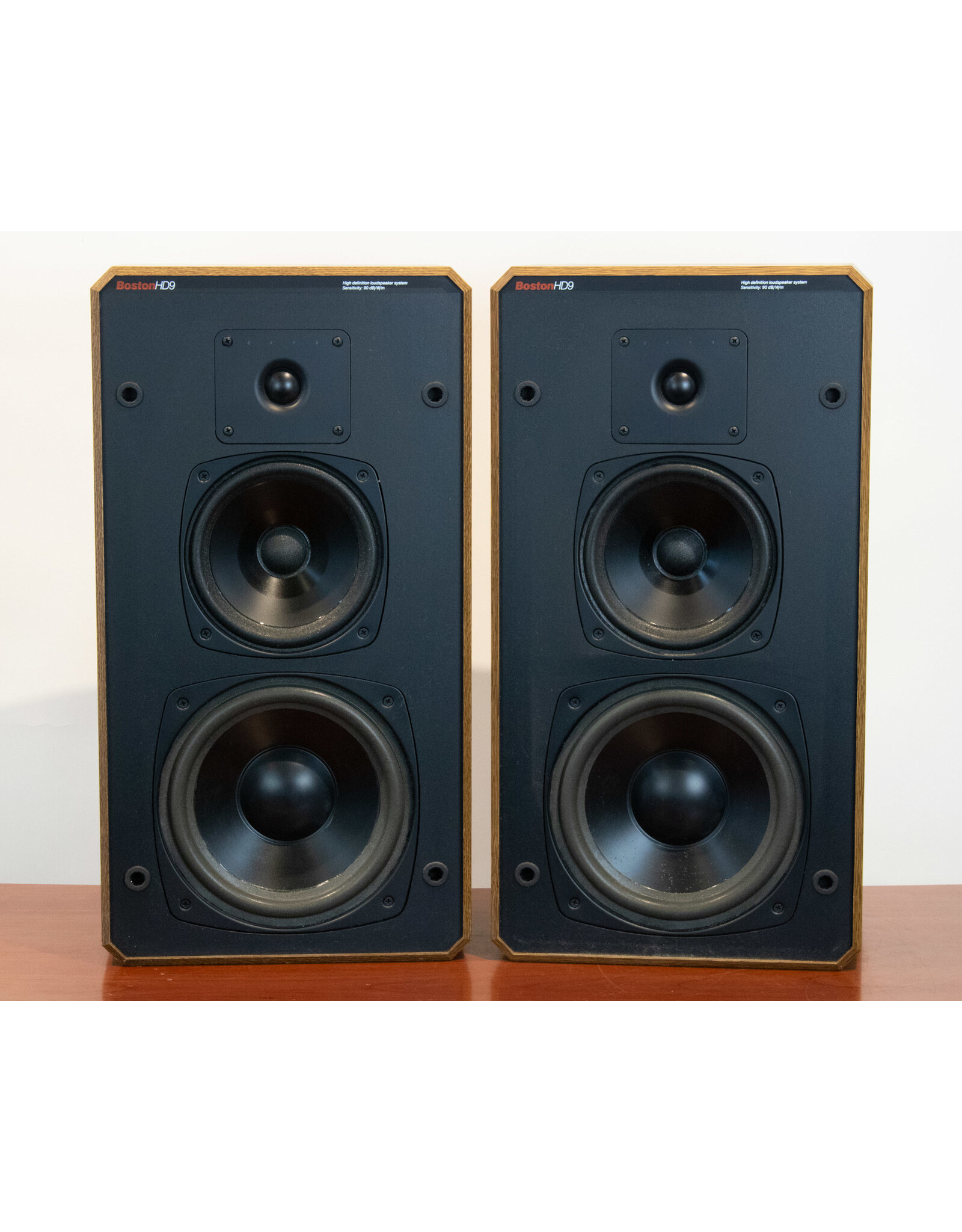Boston Acoustics Boston Acoustics HD-9 Bookshelf Speakers USED
