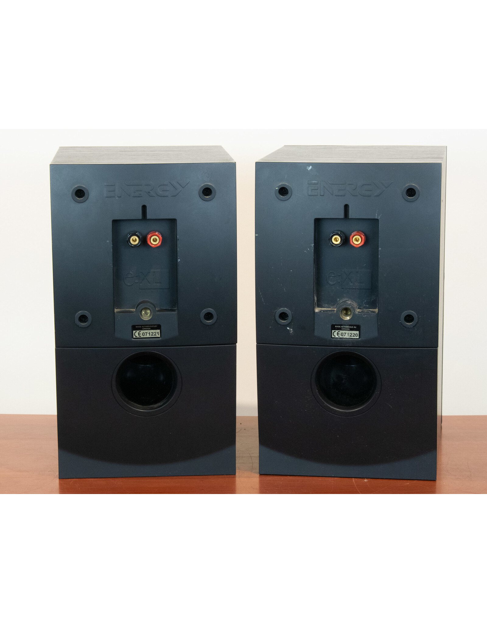 Energy Energy E:XL 15 Bookshelf Speakers USED