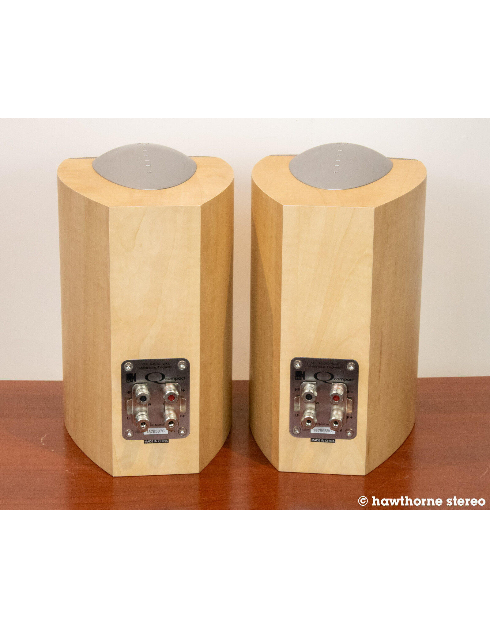 KEF KEF QCompact Bookshelf Speakers USED