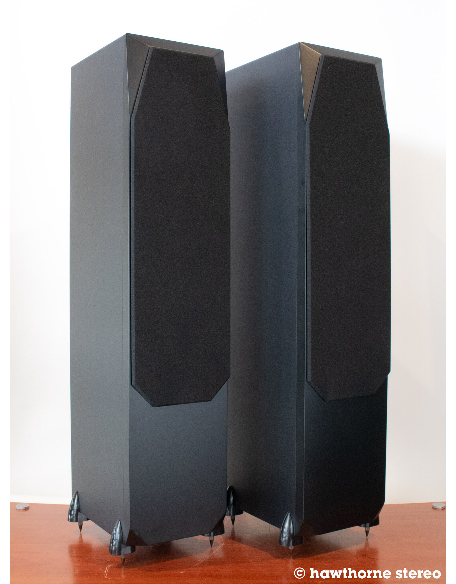 Emotiva Emotiva T1+ Floorstanding Speakers USED