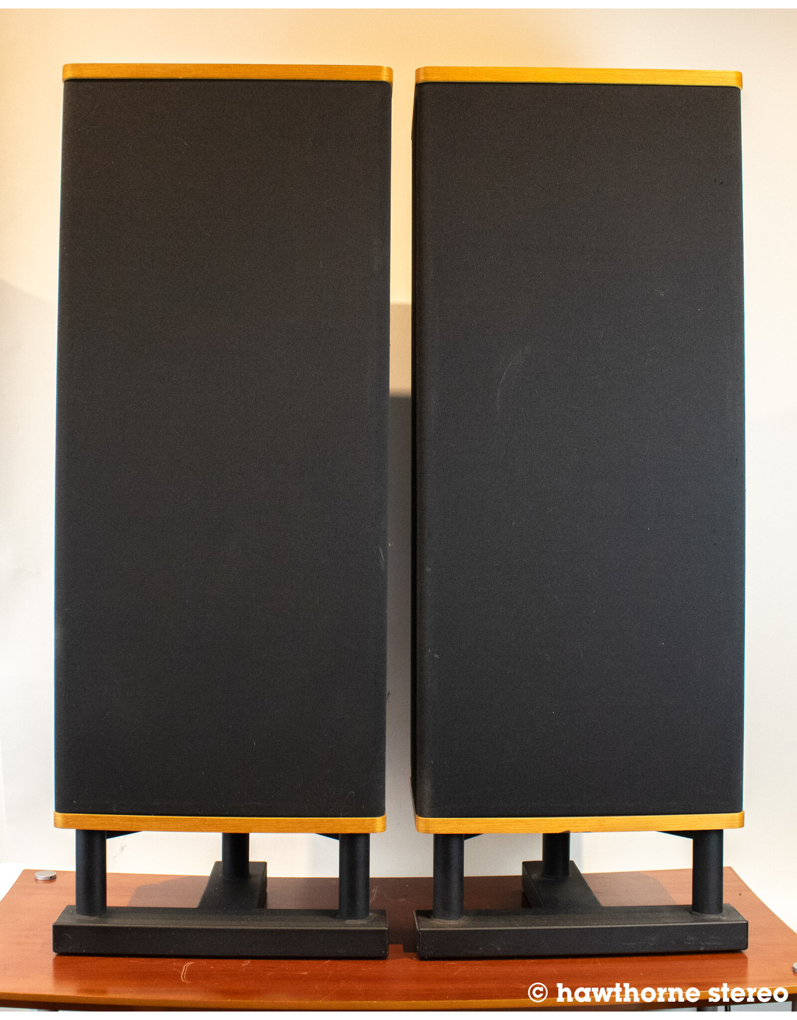 Vandersteen Vandersteen Model 2C Floorstanding Speakers USED