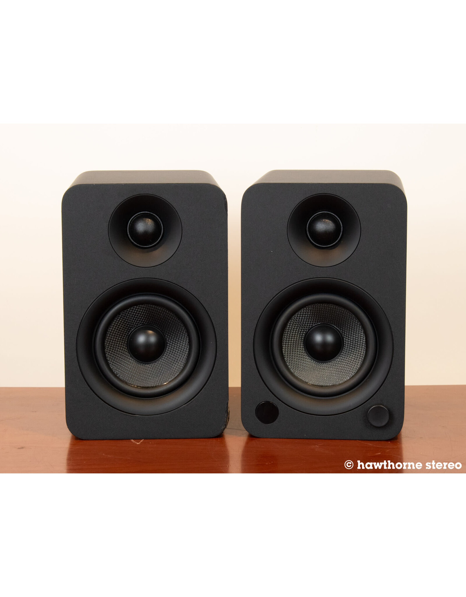 Kanto Kanto YU4 Bluetooth Powered Speakers USED