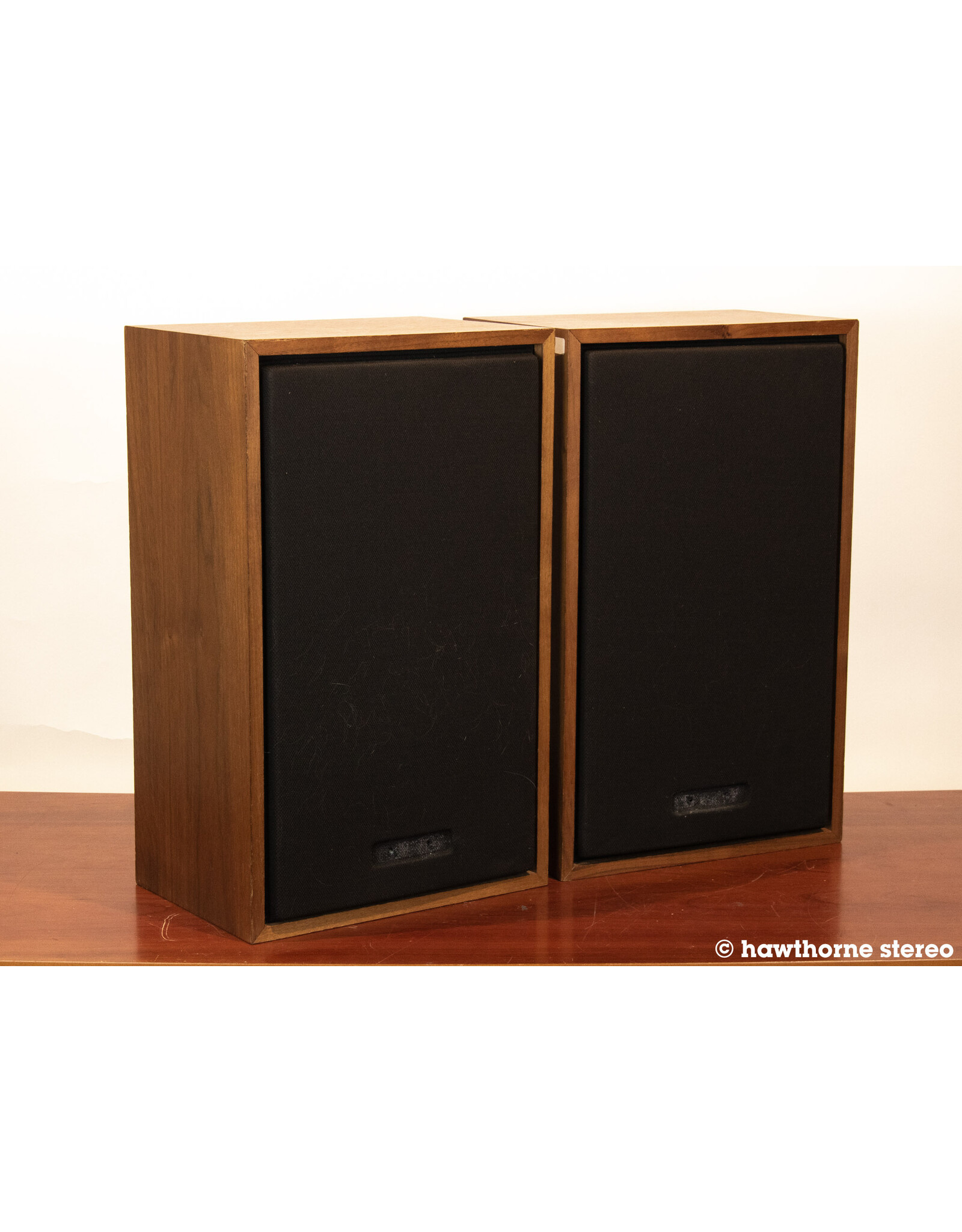 Radio Shack Radio Shack MC-1201 Bookshelf Speakers USED