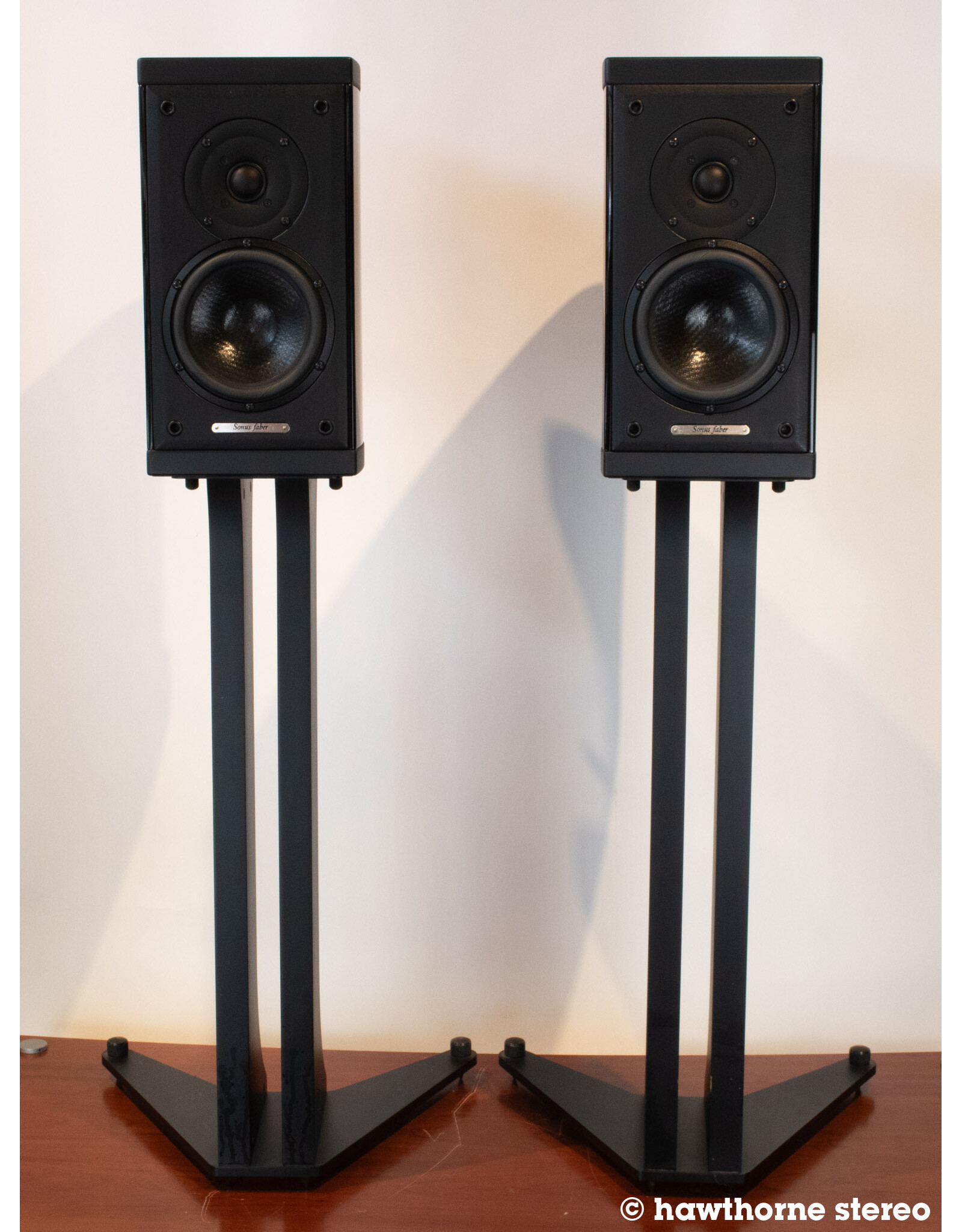 Sonus Faber Sonus Faber Liuto Bookshelf Speakers USED