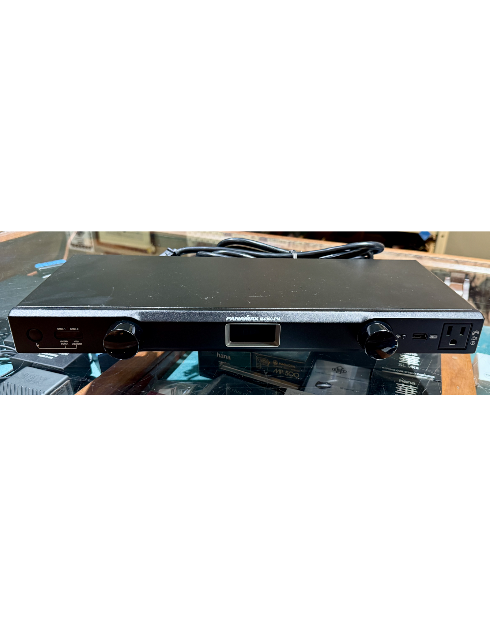 Panamax Panamax M4300-PM Line Conditioner USED