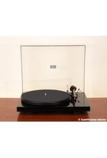 Pro-Ject Pro-Ject Debut Carbon DC Turntable USED