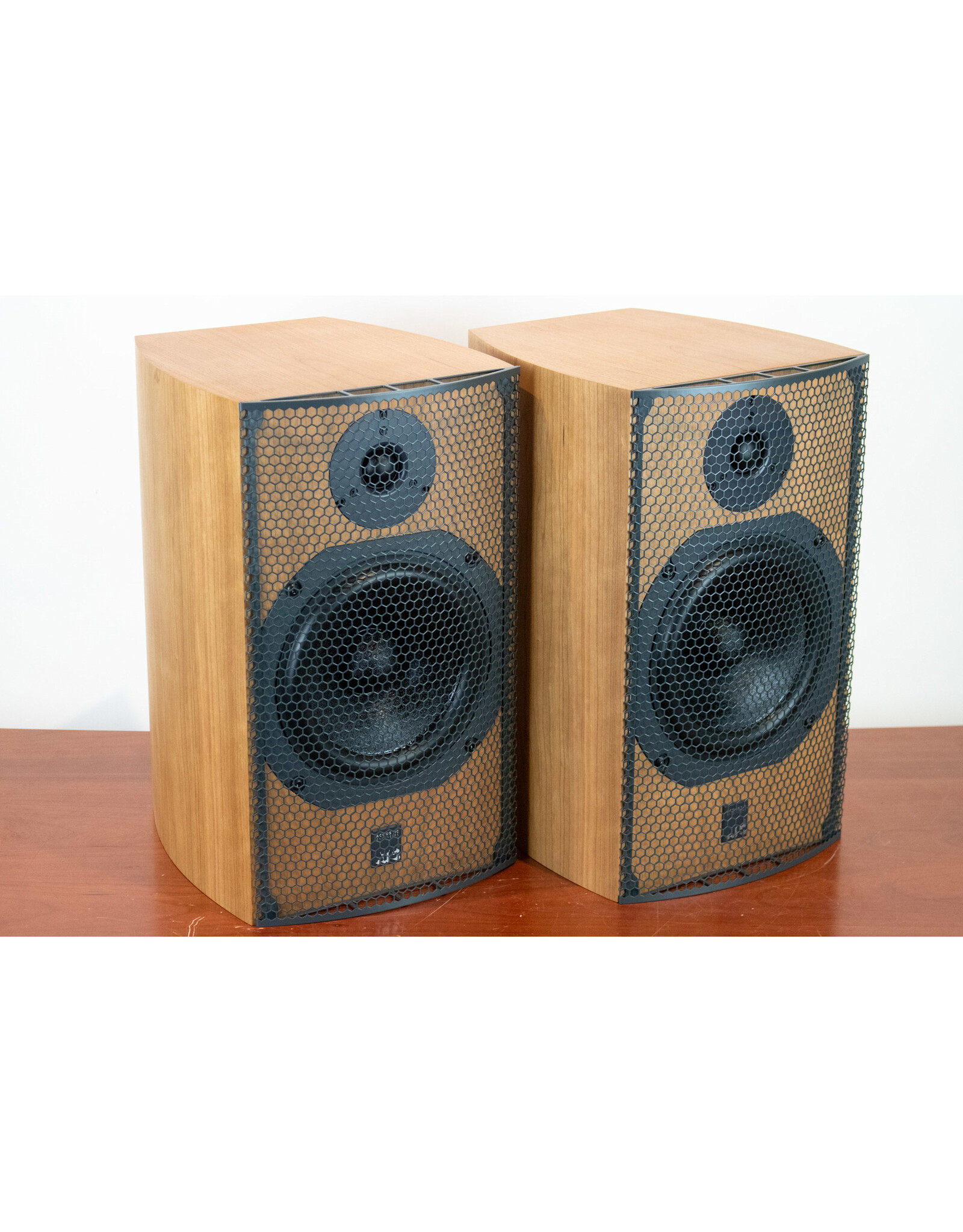 ATC ATC SCM11 v2 Bookshelf Speakers USED