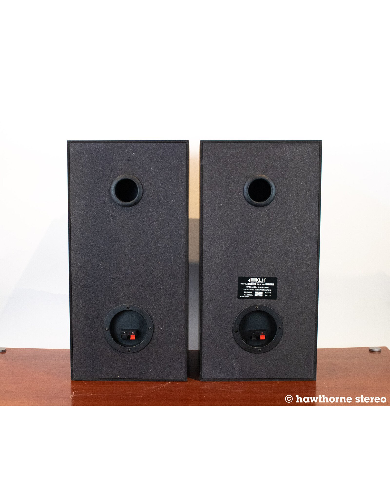 KLH KLH AV-830 Bookshelf Speakers USED