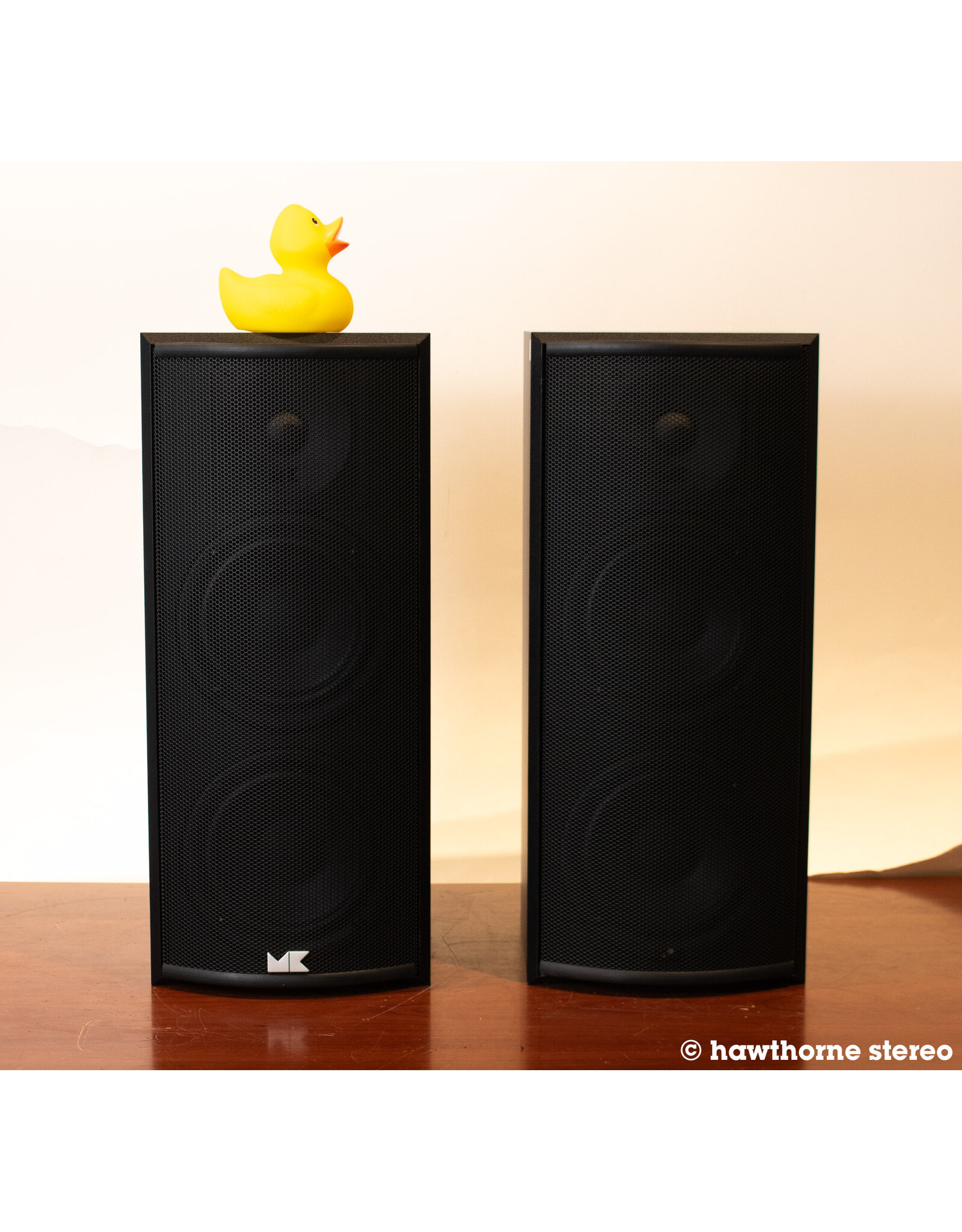 M&K M&K LCR-750THX Bookshelf Speakers USED