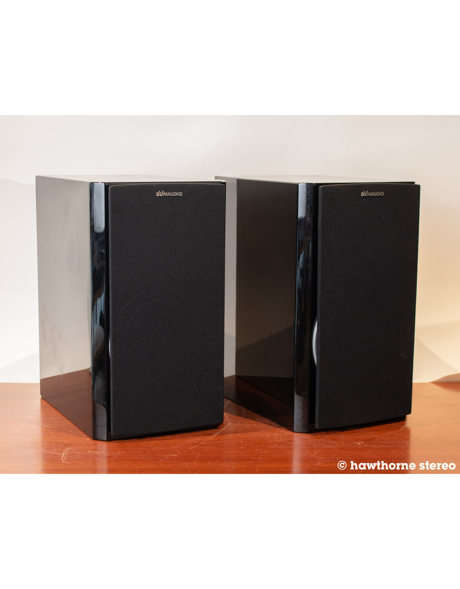 Dynaudio Dynaudio Focus 160 Bookshelf Speakers USED