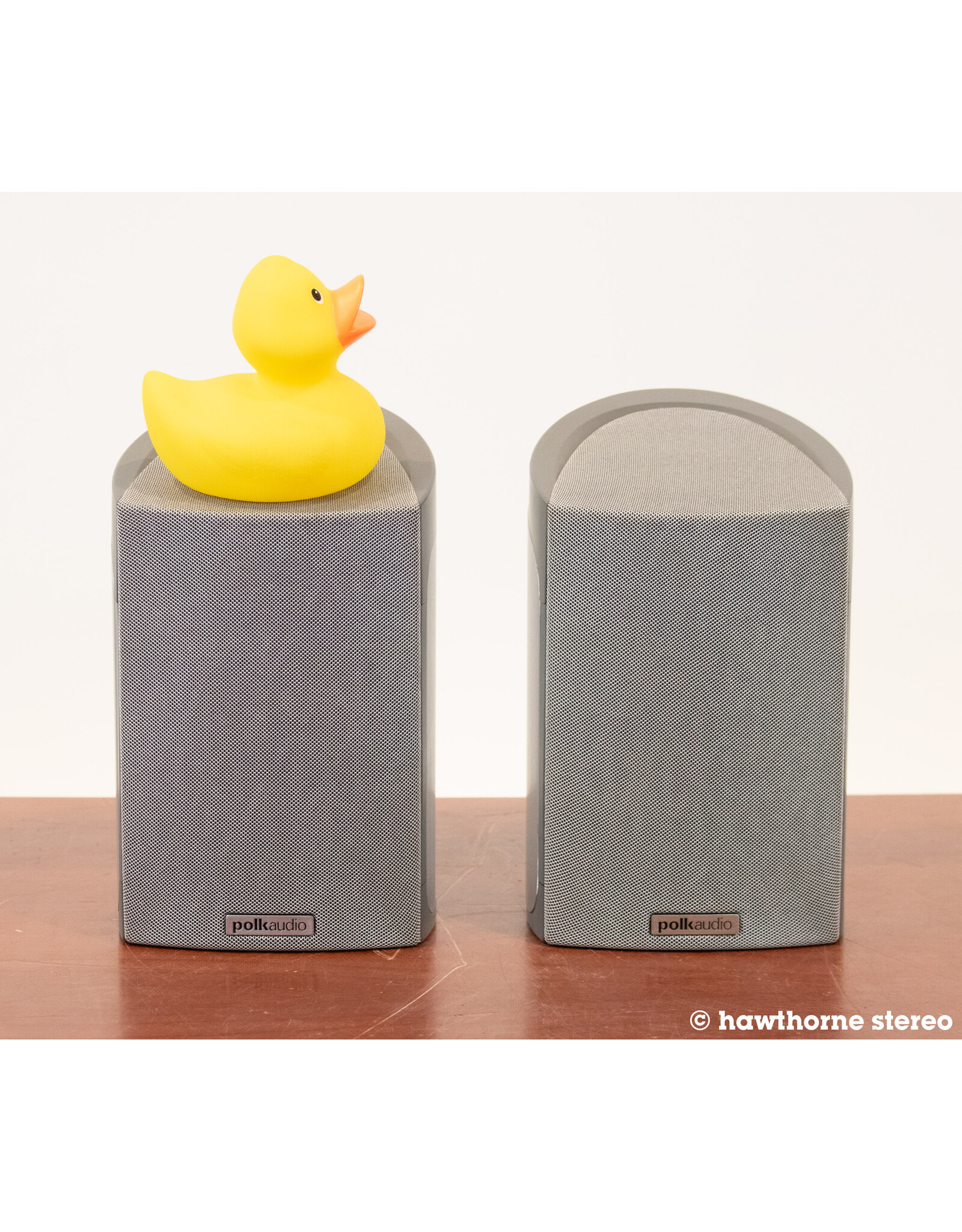 Polk Audio Polk Audio RM6801 Bookshelf Speakers USED