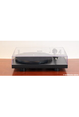 Pro-Ject Pro-Ject Debut Carbon EVO Turntable USED