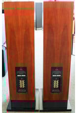 Linn Linn Majik Isobarik Floorstanding Speakers USED