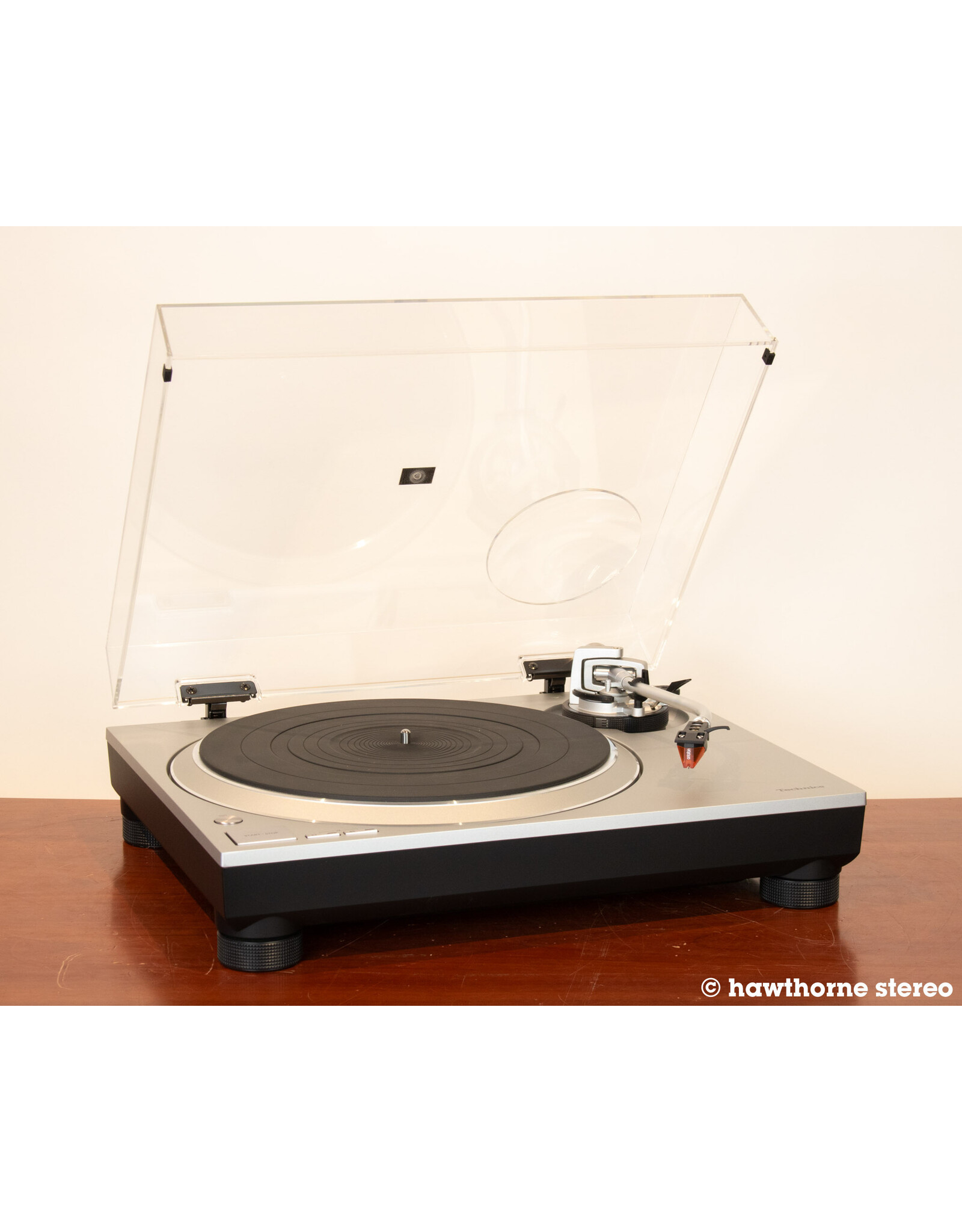Technics Technics SL-1500C (Ortofon 2M Bronze) Turntable USED