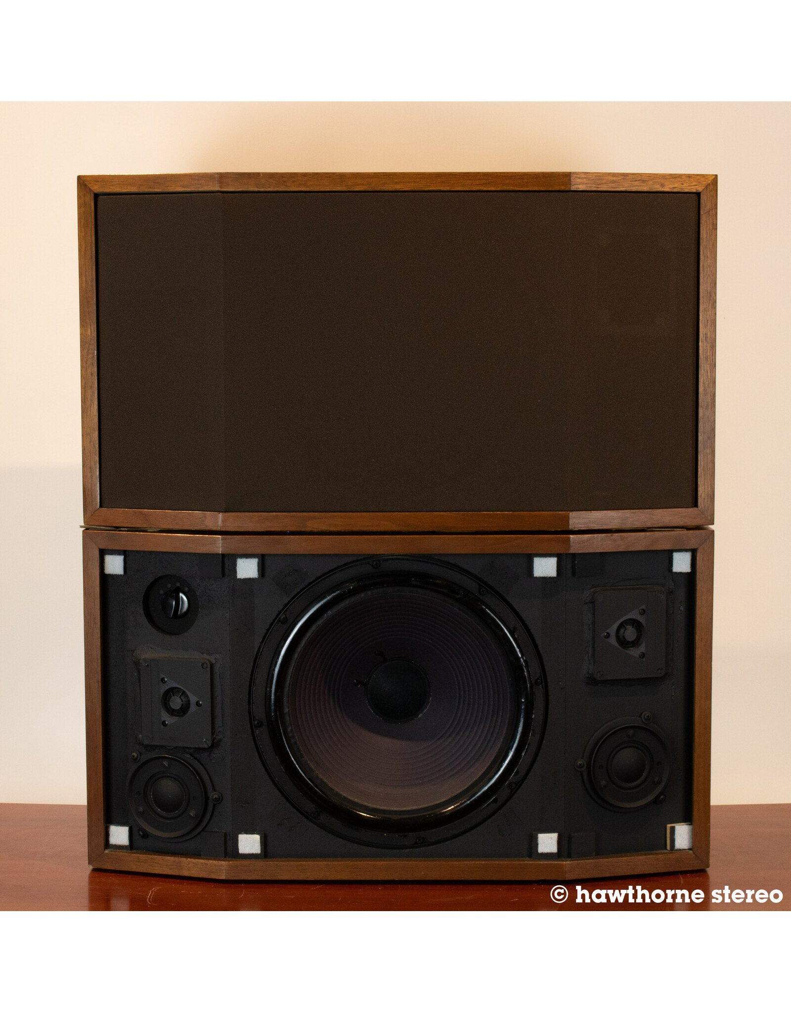 ADC ADC WDOS-12 Bookshelf Speakers USED
