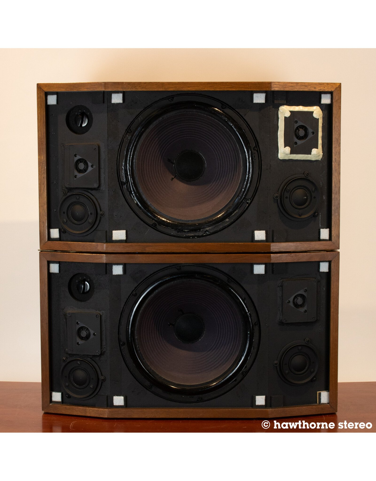 ADC ADC WDOS-12 Bookshelf Speakers USED