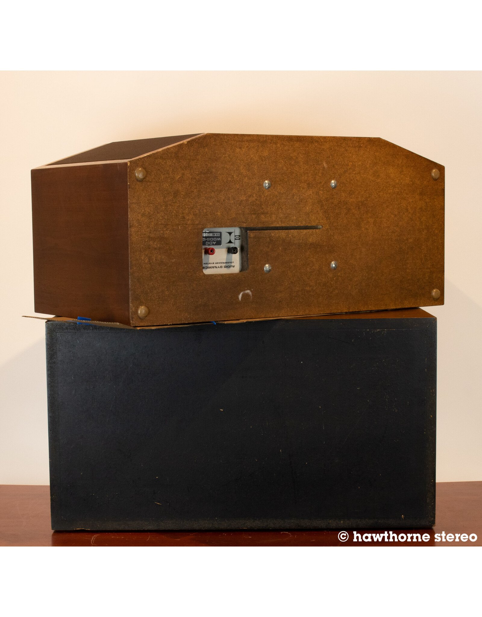 ADC ADC WDOS-12 Bookshelf Speakers USED