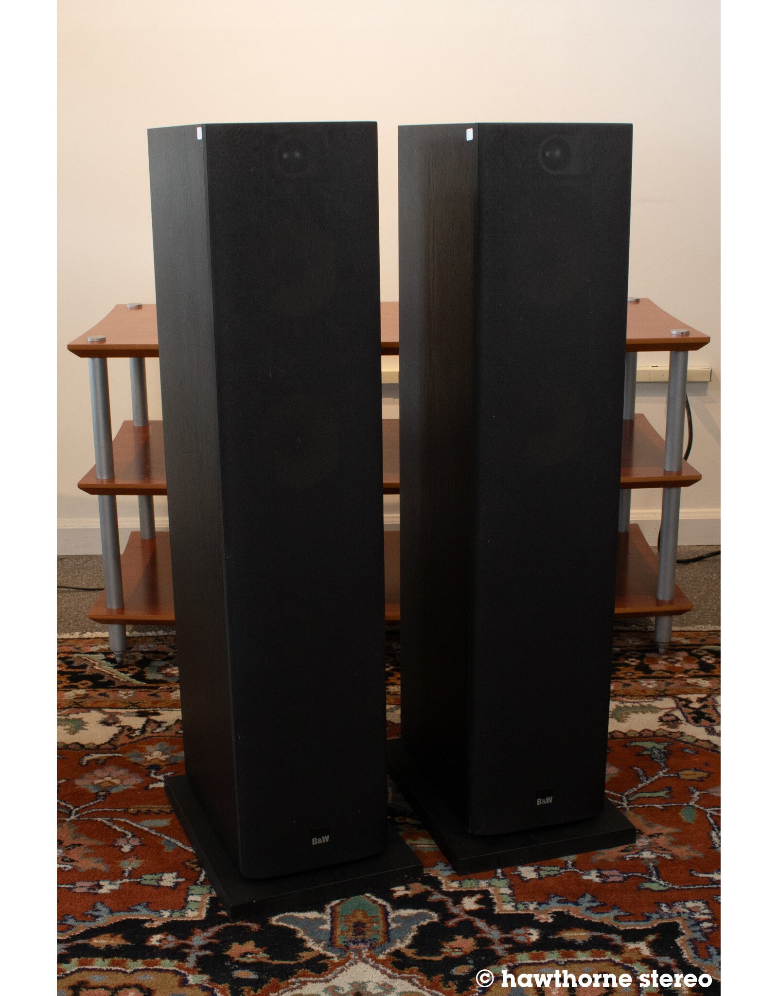 B&W B&W 684 Floorstanding Speakers USED