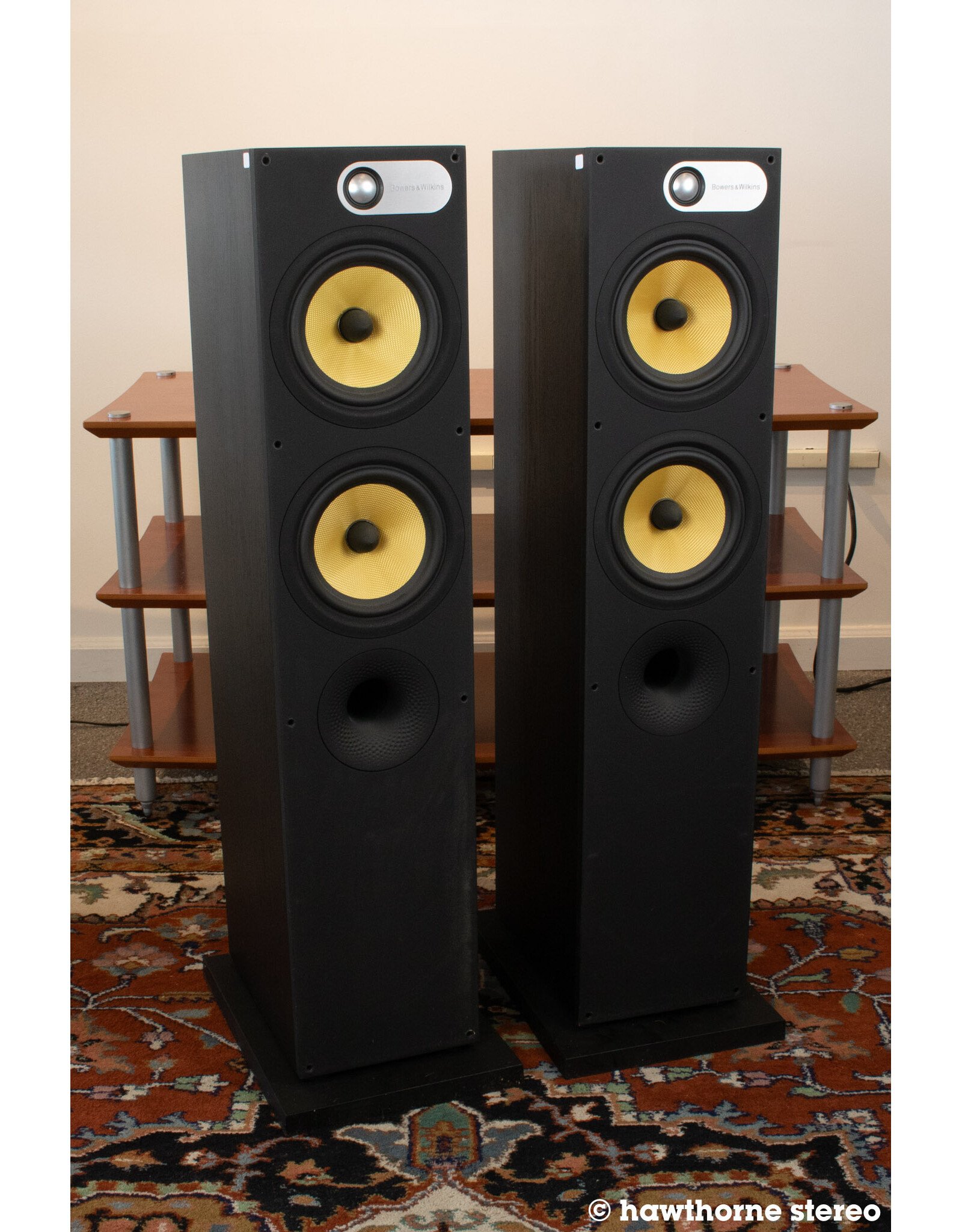 B&W B&W 684 Floorstanding Speakers USED
