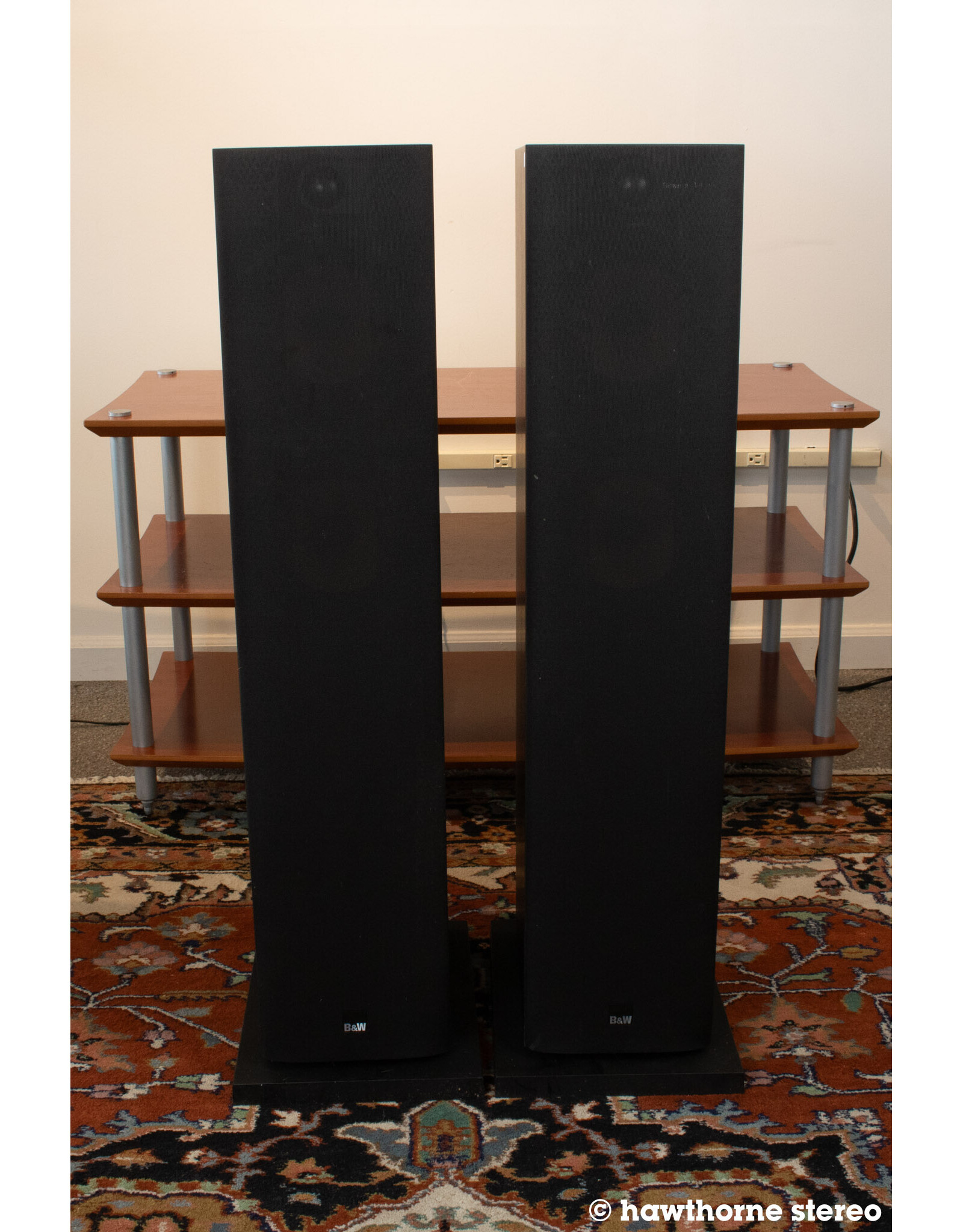 B&W B&W 684 Floorstanding Speakers USED