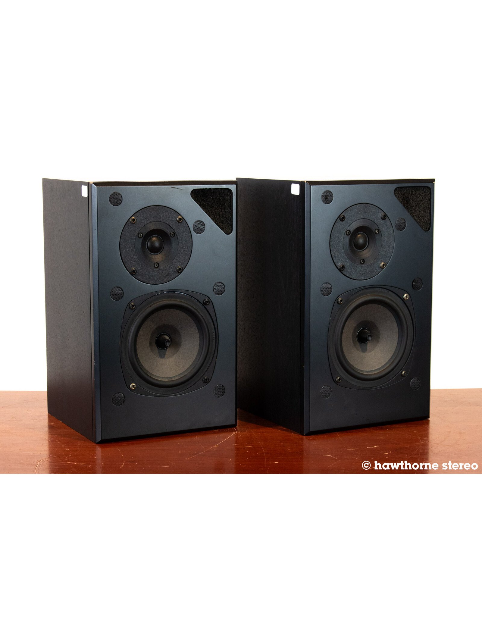 Rega Rega Kyte MK1 Bookshelf Speakers USED