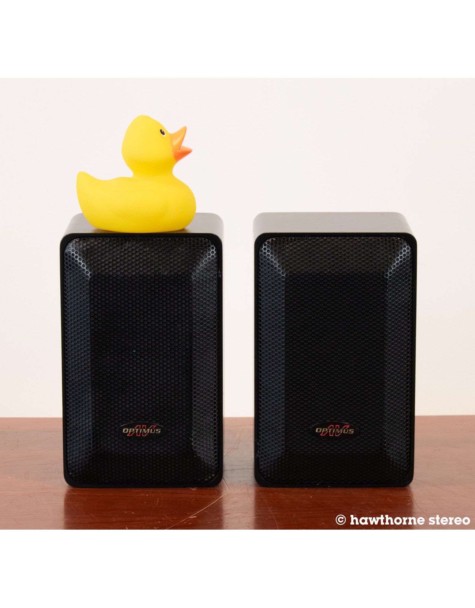 Optimus Optimus Pro 7AV Bookshelf Speakers USED