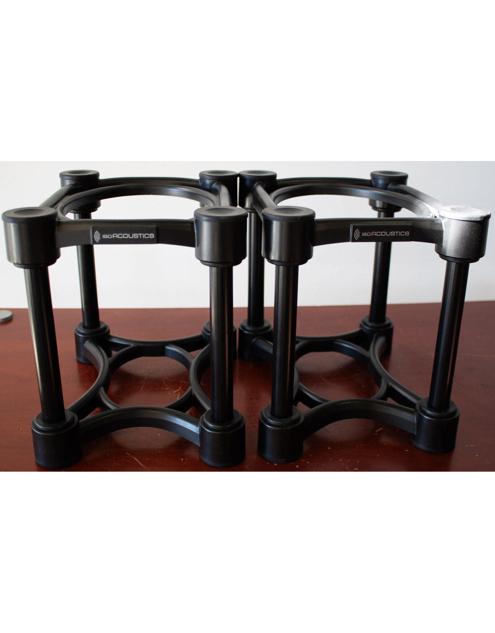 IsoAcoustics IsoAcoustics ISO-155 Speaker Stands USED