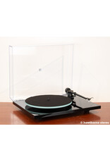 Rega Rega Planar 2 Gloss Black Turntable USED