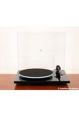 Rega Rega Planar 2 Gloss Black Turntable USED