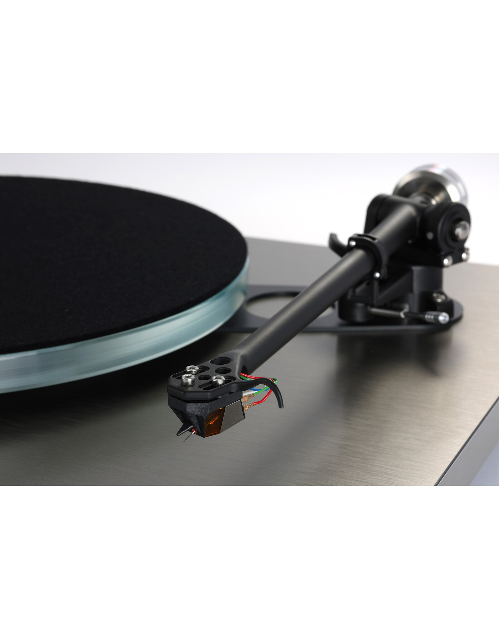 Rega Rega Planar 6 RS Edition Turntable