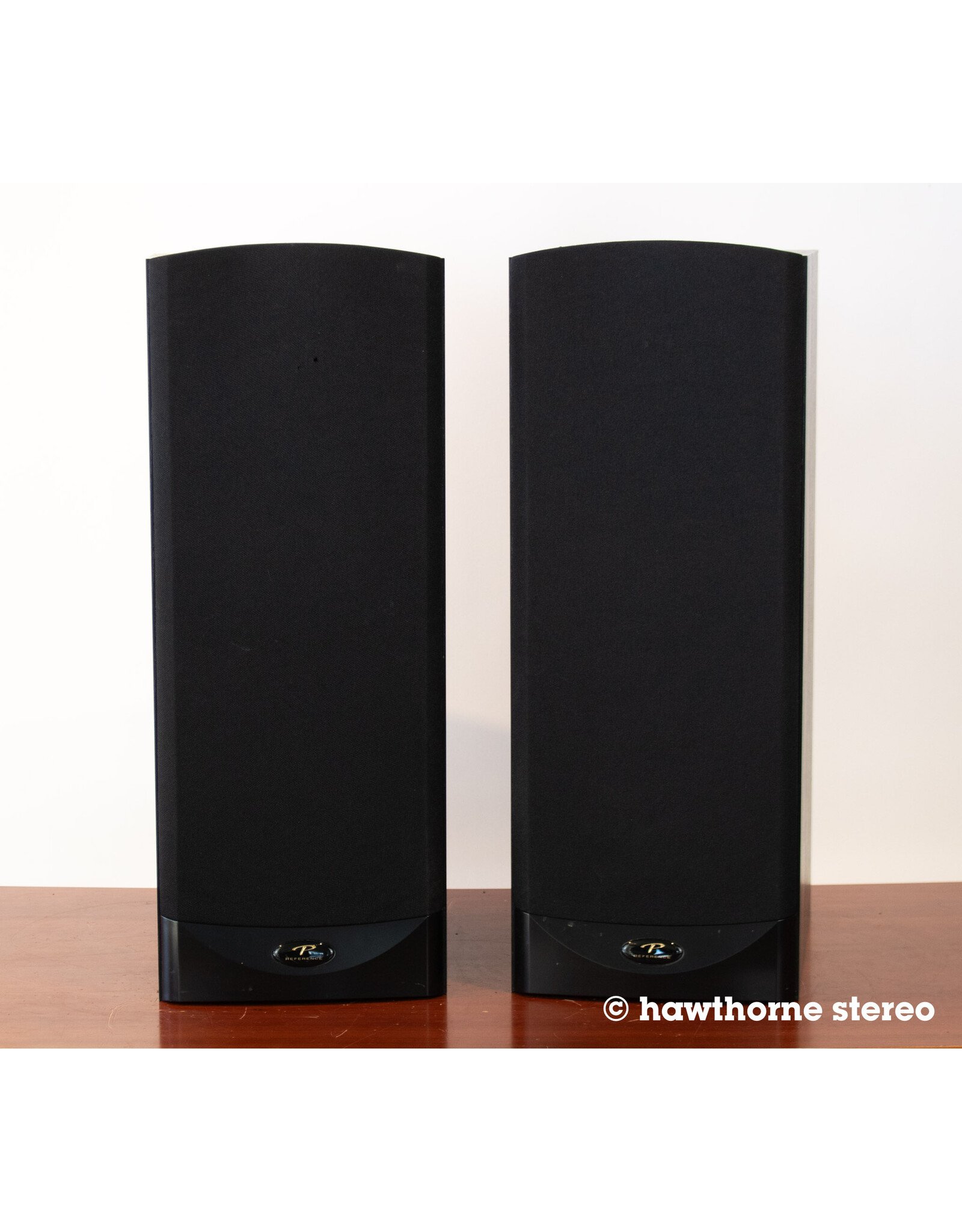 Paradigm Paradigm Studio 40 v2 Bookshelf Speakers USED