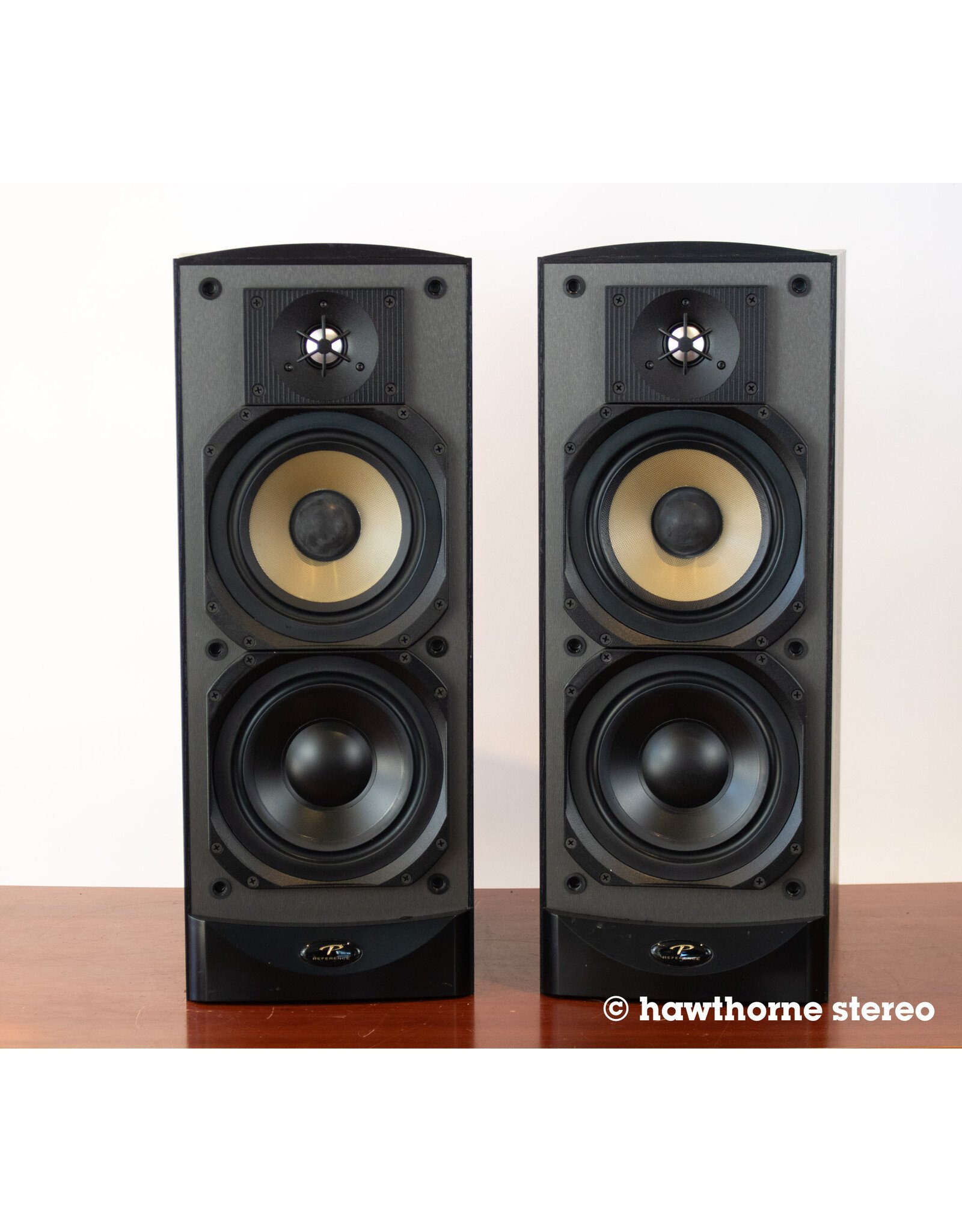 Paradigm Paradigm Studio 40 v2 Bookshelf Speakers USED