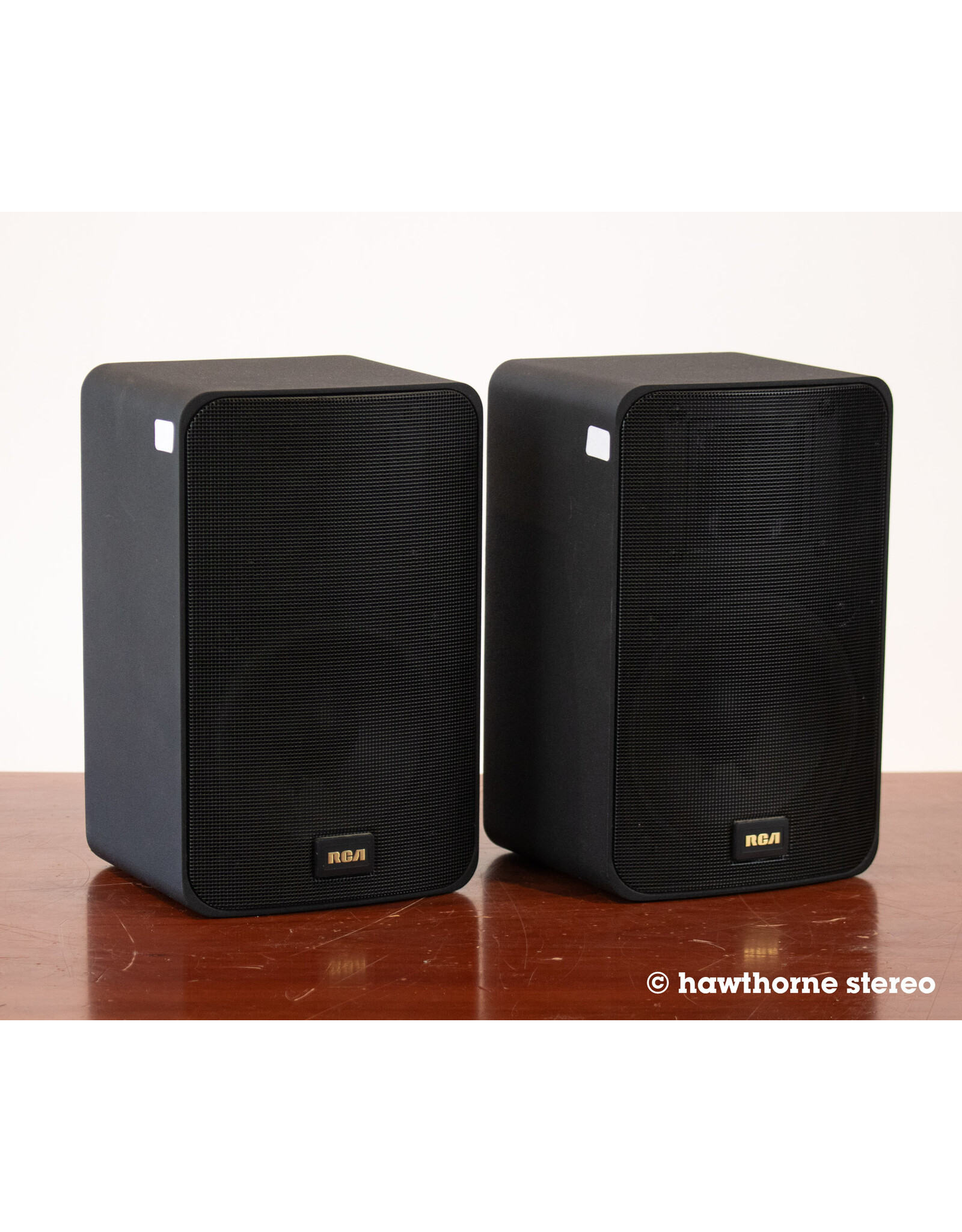 RCA RCA 40-5005 Bookshelf Speakers USED