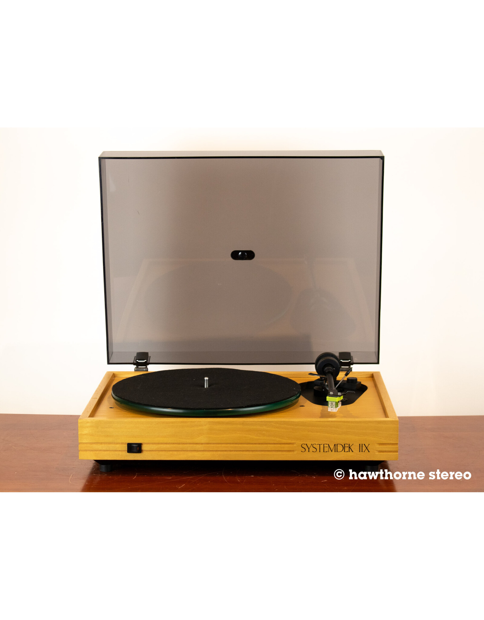 Systemdek Systemdek IIX (Nagaoka MP-150) Turntable USED