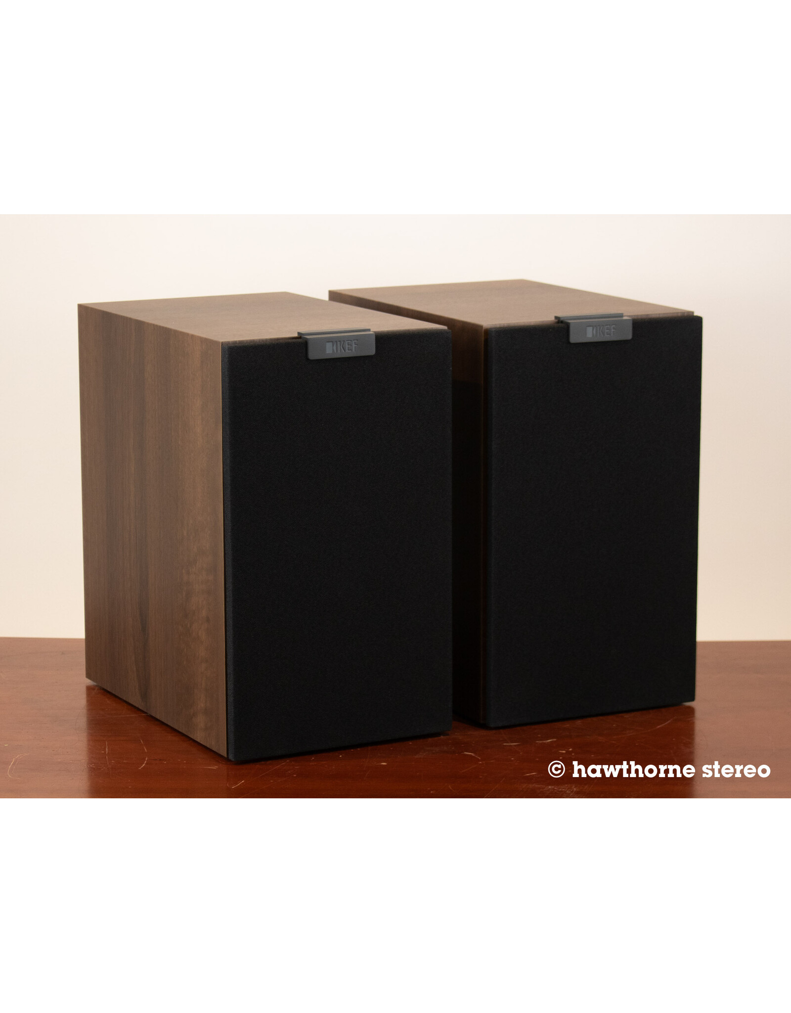 KEF KEF Q1 Meta Bookshelf Speakers OPEN BOX