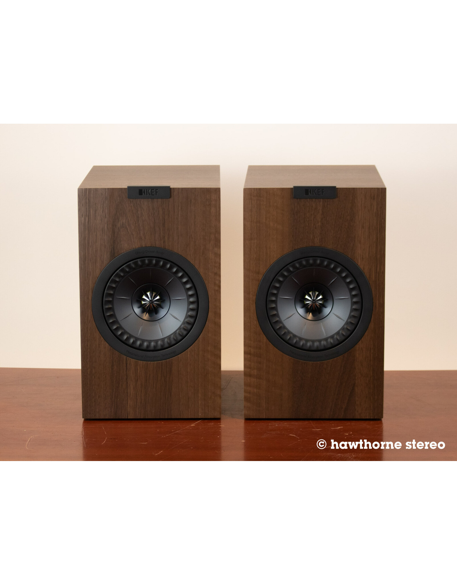 KEF KEF Q1 Meta Bookshelf Speakers OPEN BOX