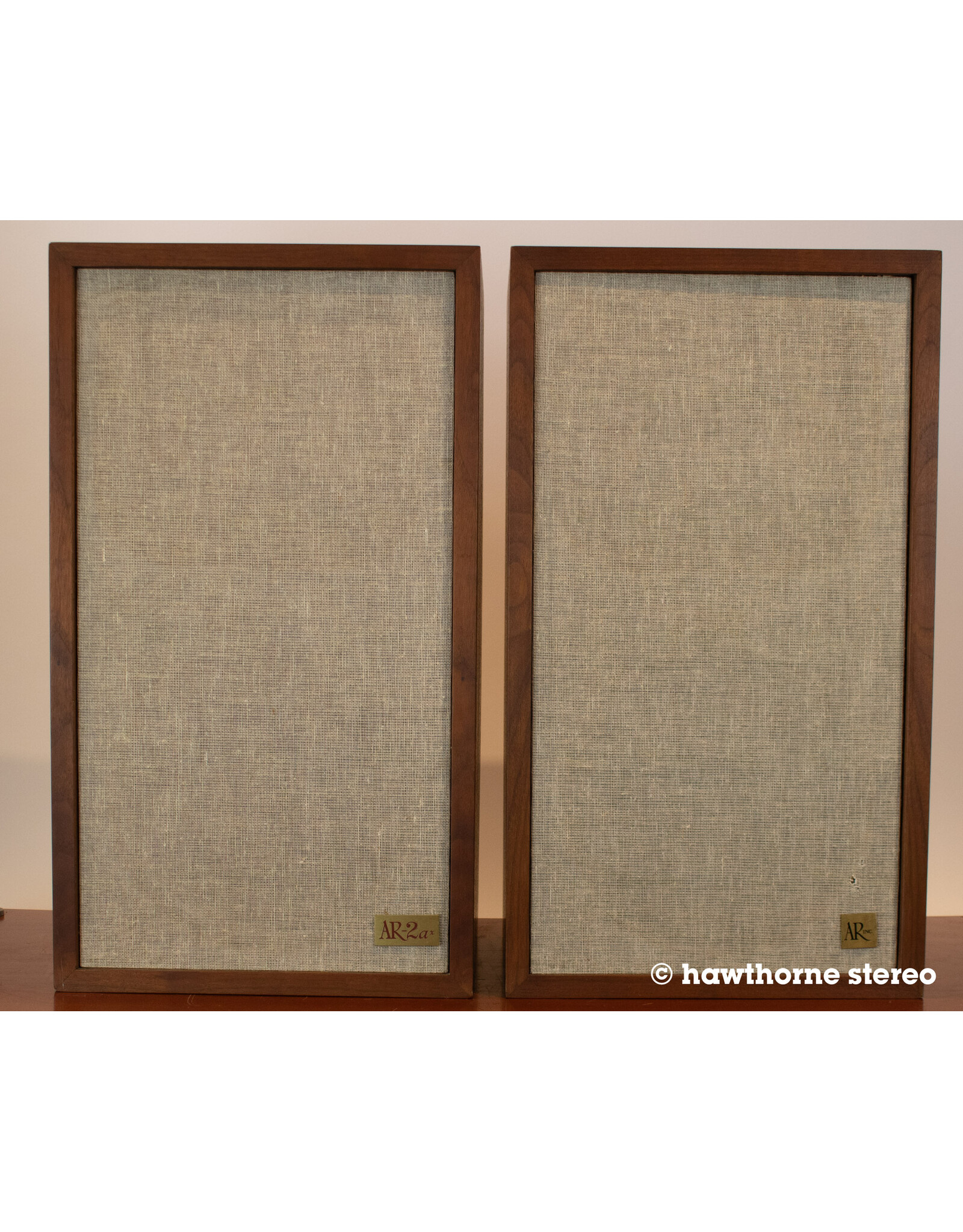 AR AR 2ax Bookshelf Speakers USED