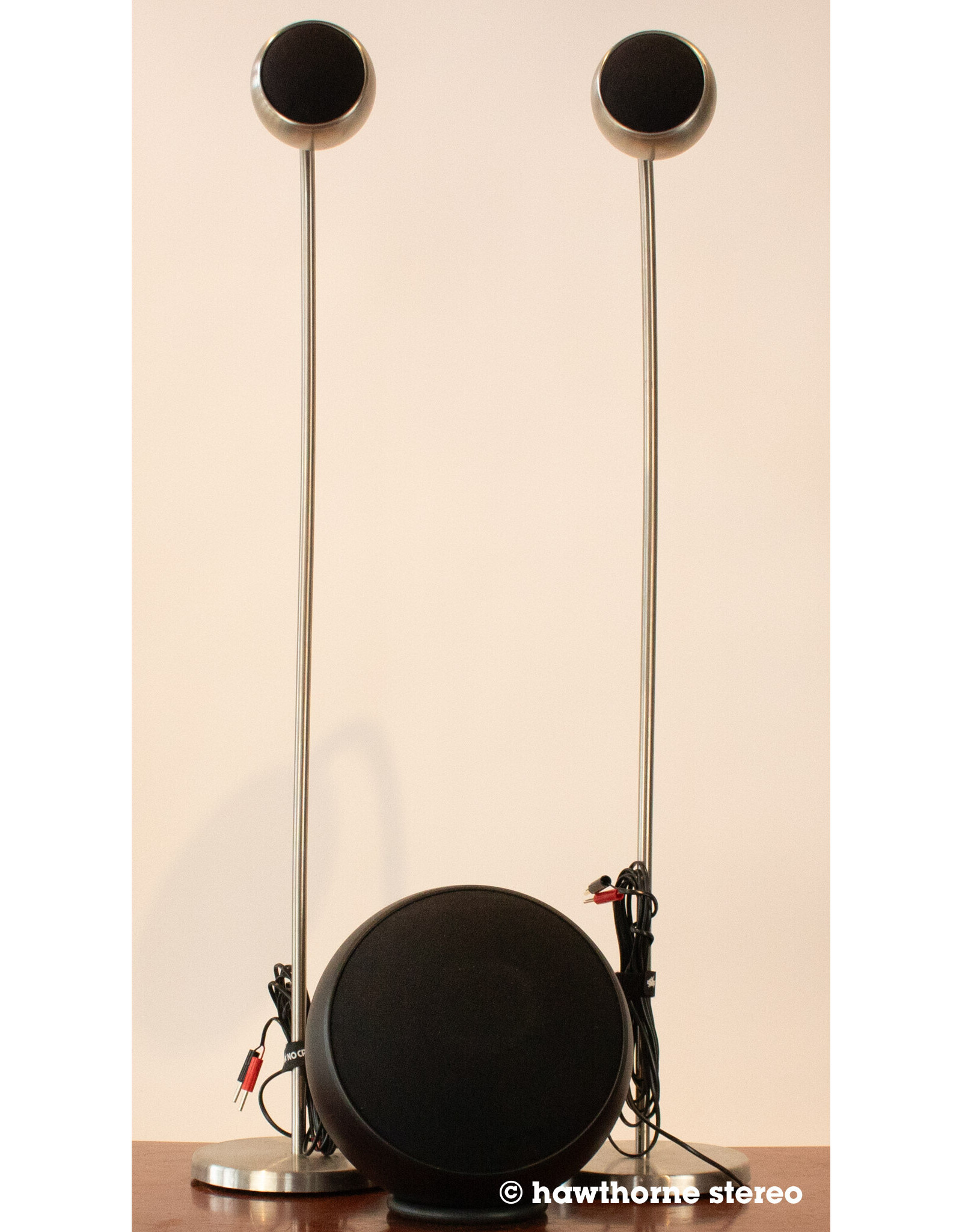 Gallo Acoustics Gallo Acoustics Nucleus Micro System Speakers USED
