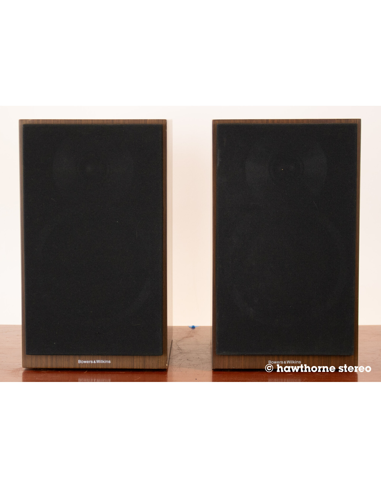 B&W B&W CM5 Bookshelf Speakers USED
