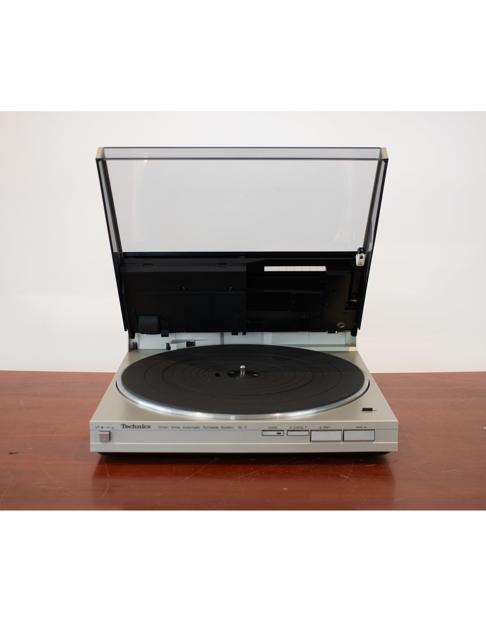 Technics Technics SL-5 Turntable USED