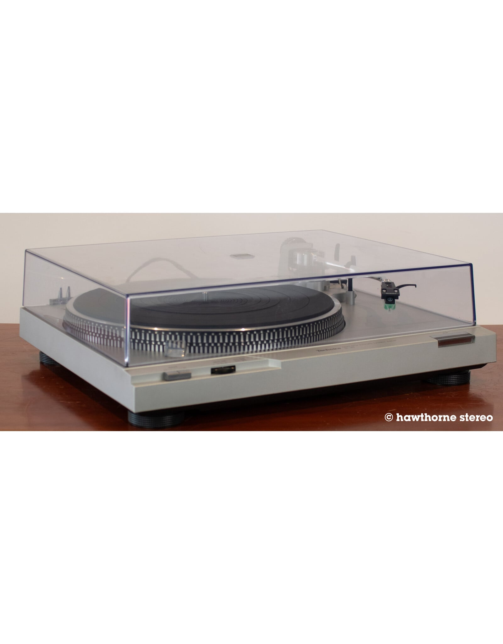 Technics Technics SL-D2 (Audio Technica AT-VM95E) Turntable USED