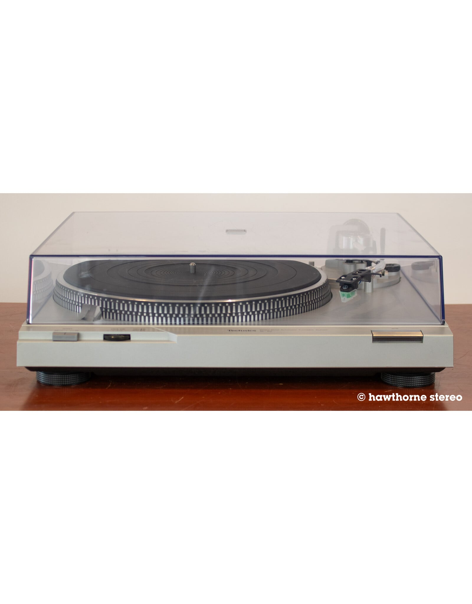 Technics Technics SL-D2 (Audio Technica AT-VM95E) Turntable USED