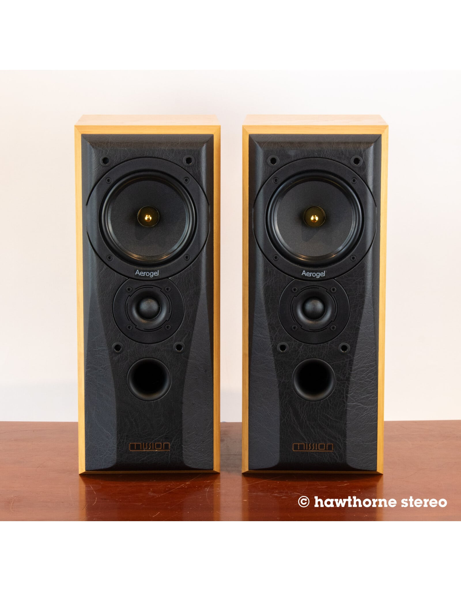 Mission Mission 772 Bookshelf Speakers USED