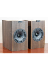 KEF KEF Q150 Bookshelf Speakers USED