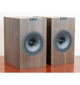 KEF KEF Q150 Bookshelf Speakers USED