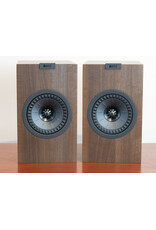 KEF KEF Q150 Bookshelf Speakers USED