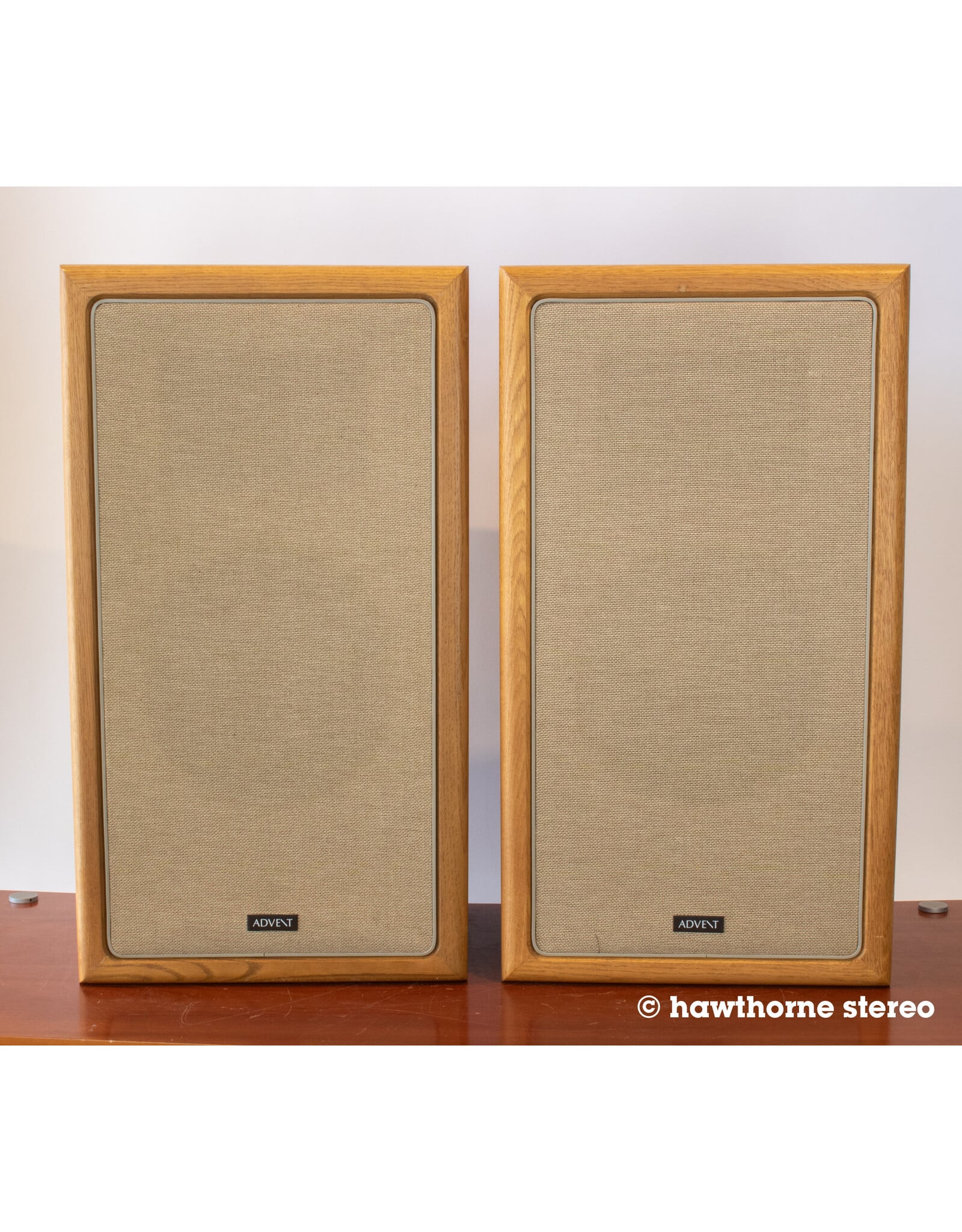 Advent Advent 5012 Bookshelf Speakers USED