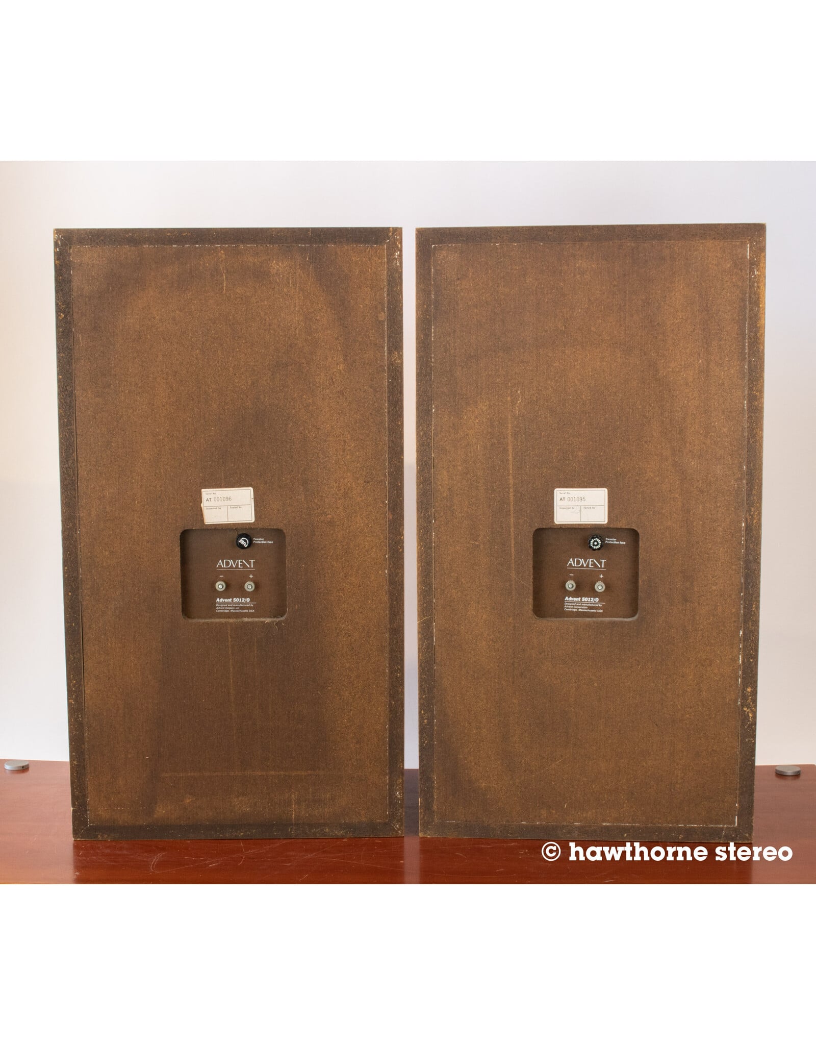 Advent Advent 5012 Bookshelf Speakers USED