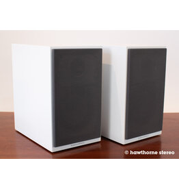 B&W B&W 707 S2 Bookshelf Speakers USED