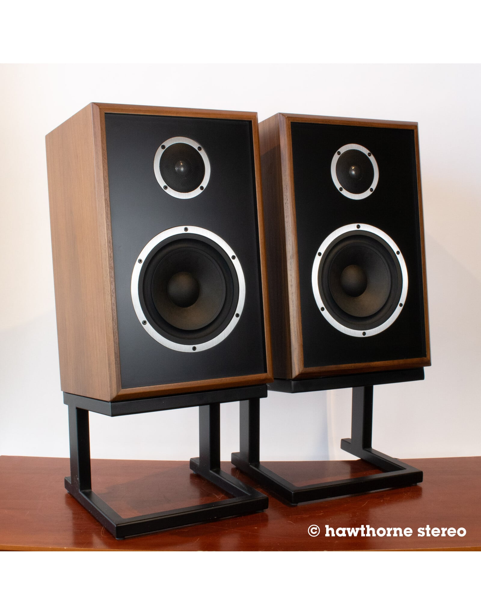 KLH KLH Model Three Bookshelf Speakers USED